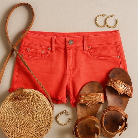 American eagle A/E cutoff/ fringe jean shorts ❤️ - Picture 1 of 7